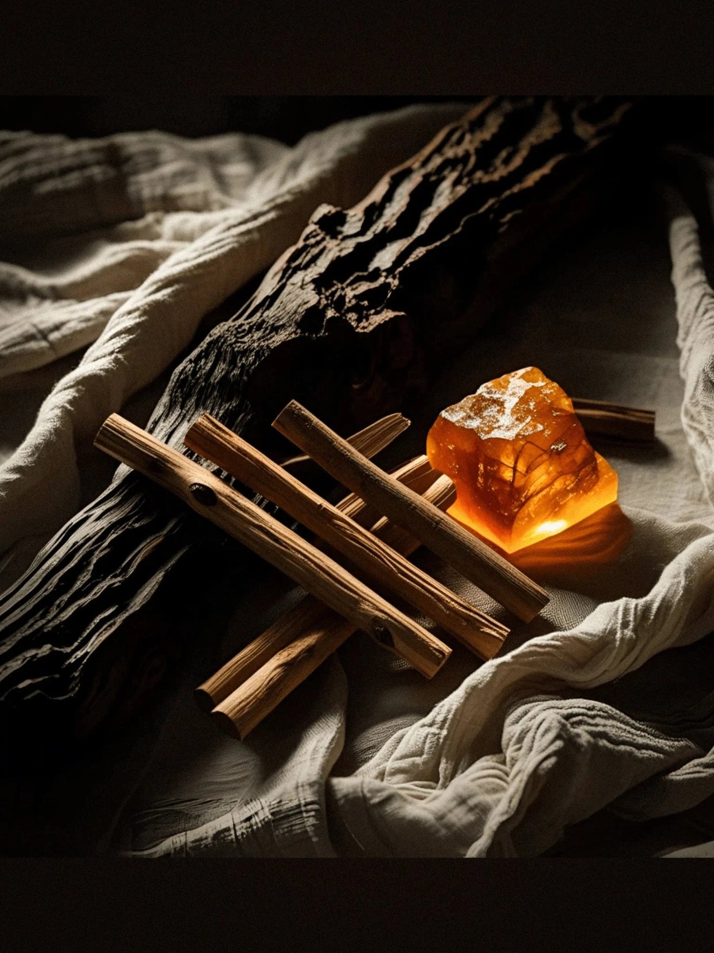 Graceful Glow Candle Co. Candle Amber Sandalwood