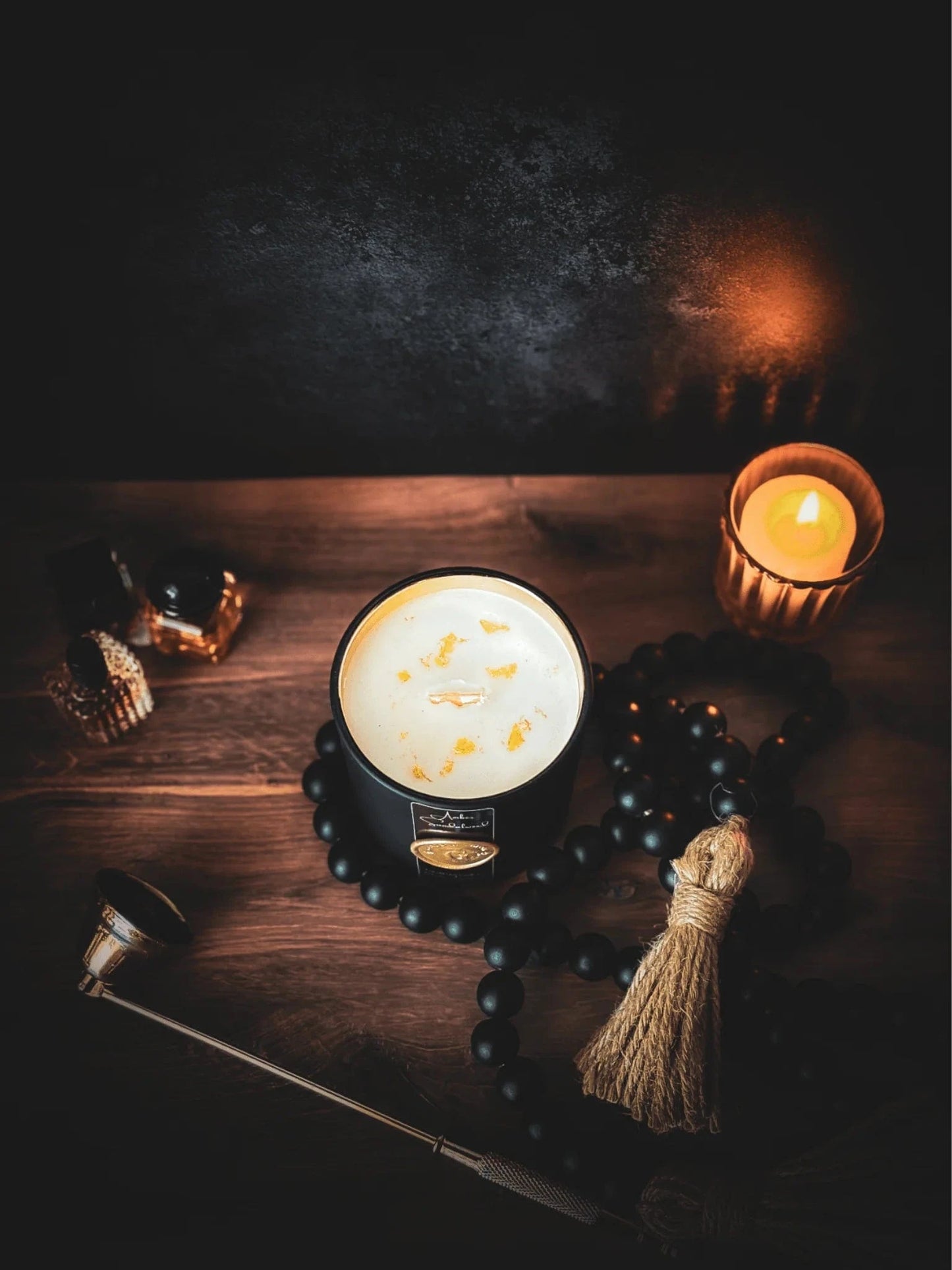 Graceful Glow Candle Co. Candle Amber Sandalwood